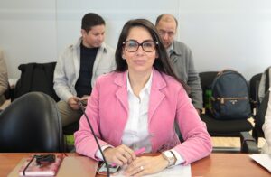 L'Équateur arrête l'opposante Luisa González