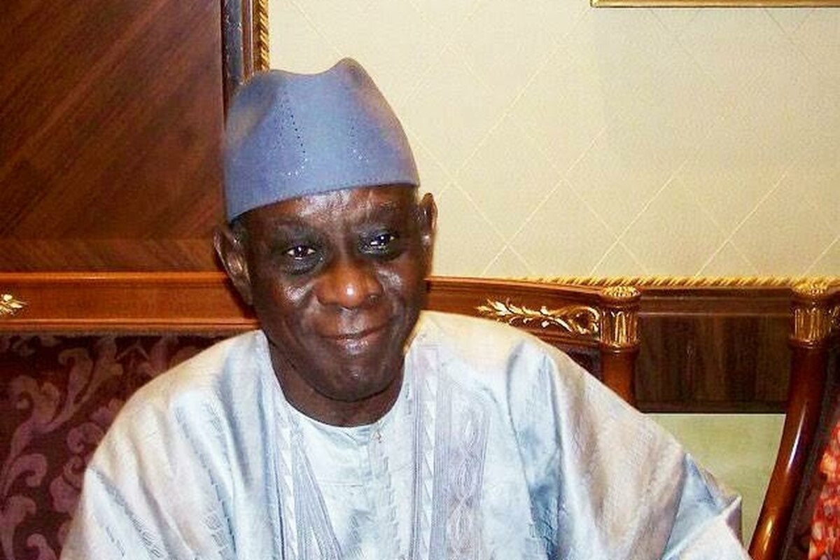 À la mort de Cheikh Hamidou Kane : le traumatisme colonial de l'Afrique