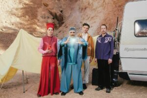 Albums de Keshavara et Charanjit Singh : Une machine à mantras entre Cologne et Kollywood