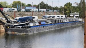 Bas-Rhin près de Düsseldorf : un cargo se bat sans banc de sable après cinq jours
