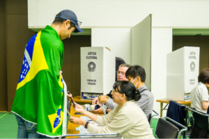 Bolsonaro remporte le premier tour de la présidence au Brésil