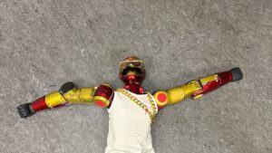 Contrôlé par des humains : un robot harcèle sexuellement une jeune de 16 ans à Cologne