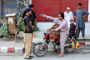 Crise politique : « Coup d’État masqué » au Pakistan
