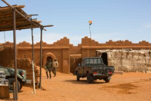 Envoi de troupes au Niger : l’Algérie envoie des soldats dans le désert