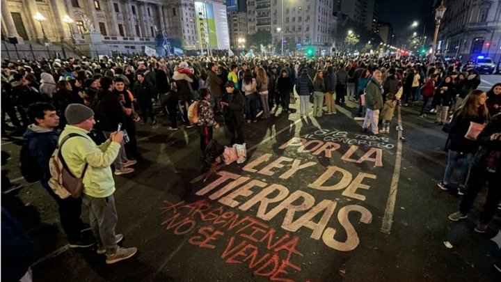L'Argentine lève toutes les restrictions sur la propriété foncière étrangère