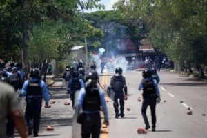 Le Honduras criminalise les manifestations
