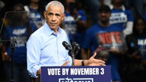 Obama se moque de la Maison Blanche : la comparaison Saddam-Hussein exaspère Trump