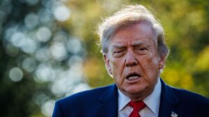 Prise du Capitole : selon la BBC, Trump doit témoigner sous serment dans le procès d'un milliard de dollars